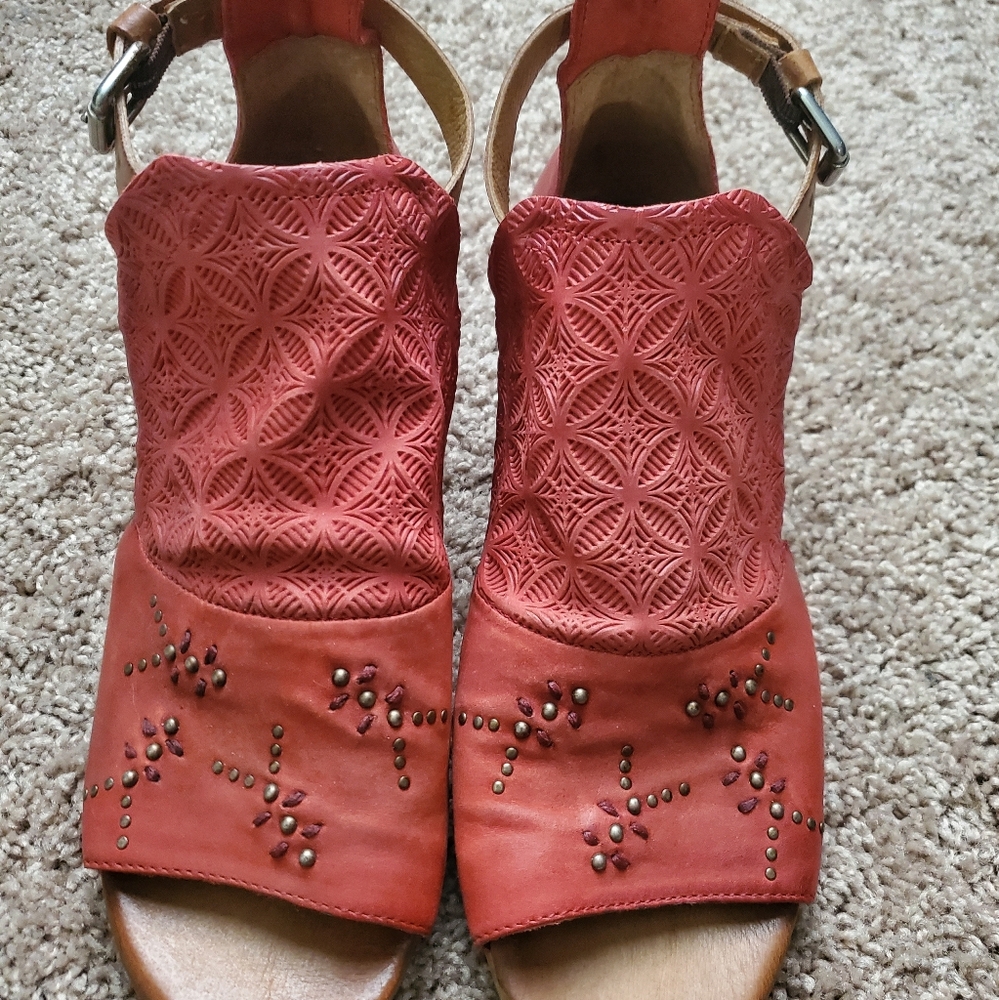Miz Mooz Red Boho Carey Sandal, Size 8